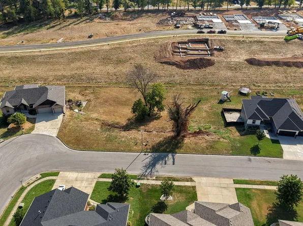 714 S Peach, Nixa, MO 65714