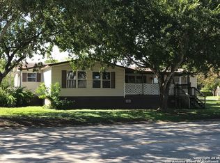 475 4th St, Poteet, TX 78065