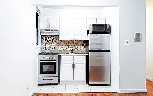 Rented by (Legacy) Tri Hill Realty Group LLC | media 1