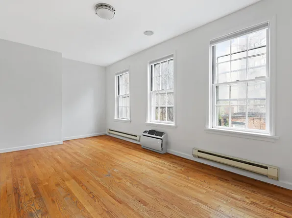 10 Bedford Street image 17 of 30