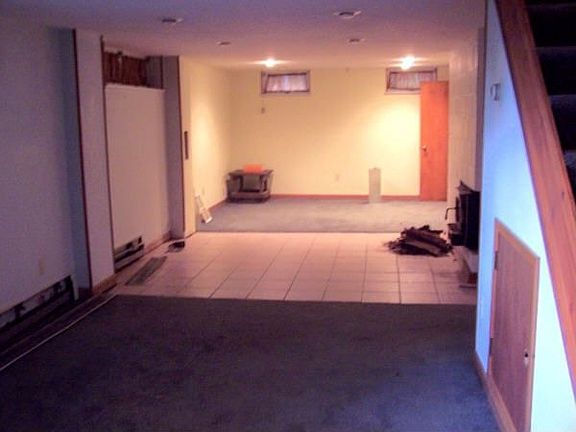 4th image of 1027 Boughton St