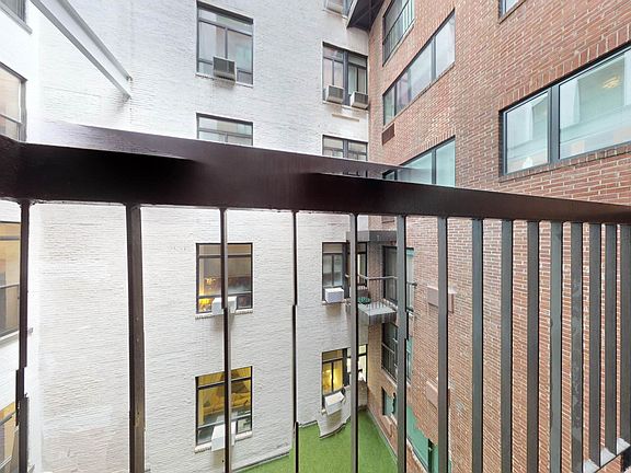 4th image of 1 Astor Pl APT 3M