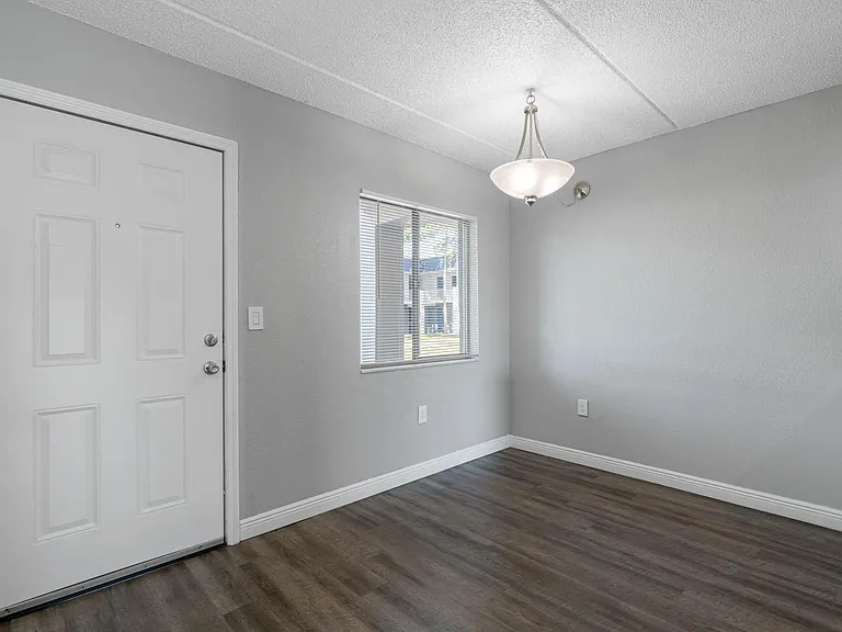 Palm Square Homes — Photo 72
