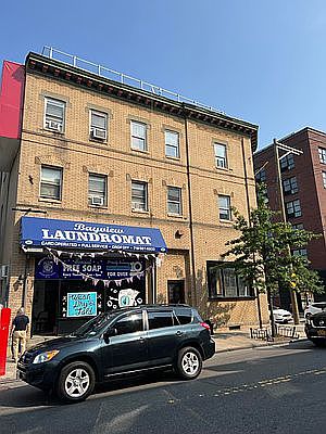 1st image of 521 Bay St APT 2A