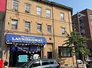 521 Bay St APT 2A, Staten Island, NY 10304
