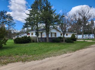 1260 W Baldwin Rd, Baldwin, MI 49304