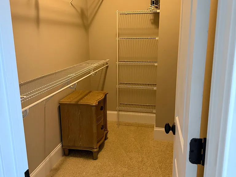 1542 Banning St — Photo 23