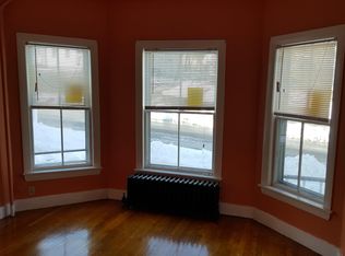 4 Beacon St, Nashua, NH 03064