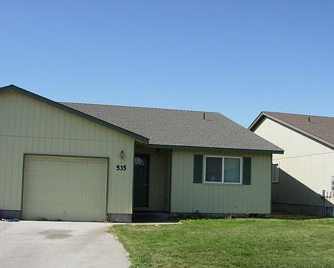4th image of 535 NE Larch Ave