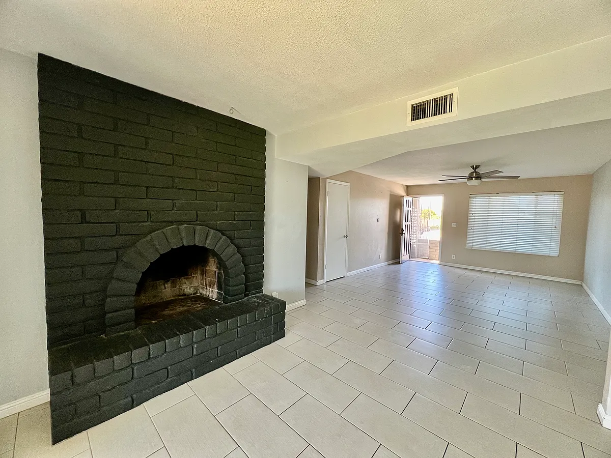 Building Photo - 7229 N 41st Dr