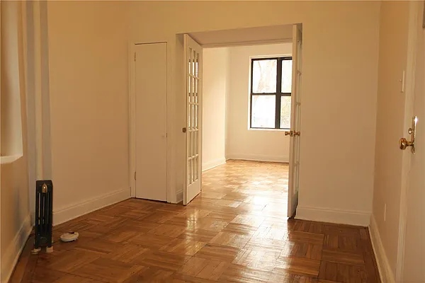 Rented by Platinum Properties | media 2