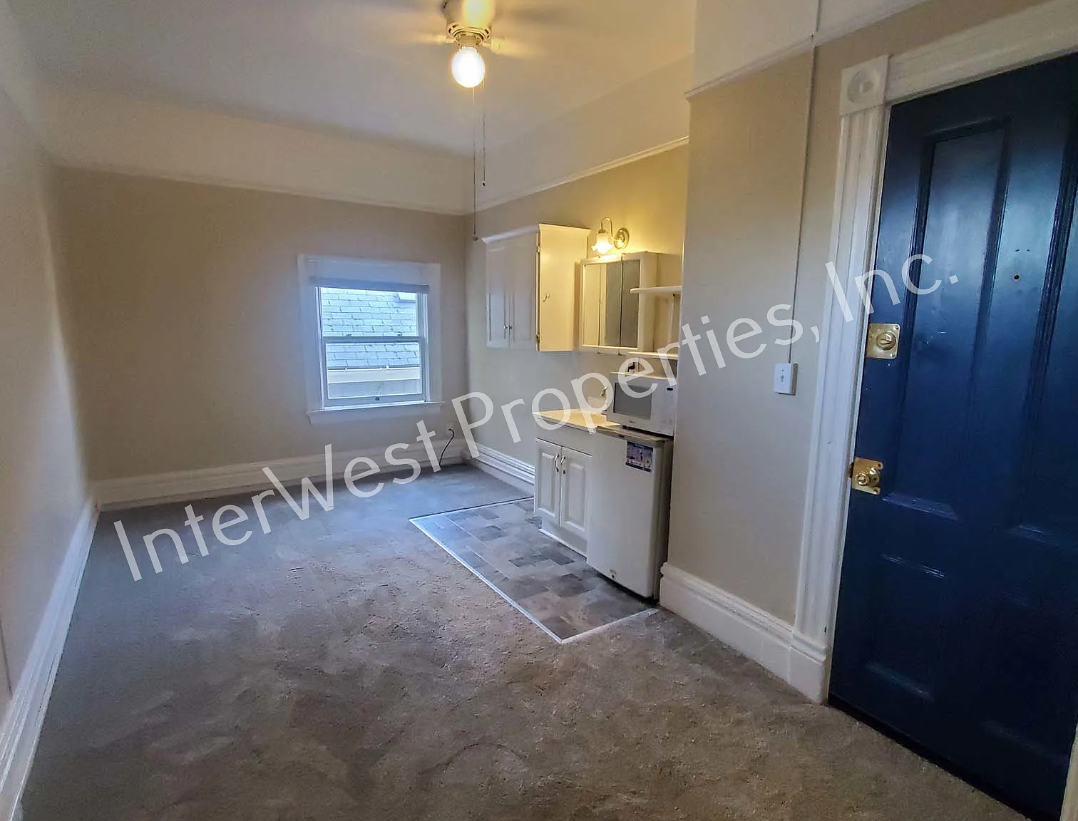 Studio, 169 sqft, $825 — Photo 3