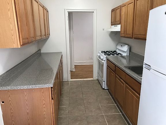 5th image of 47-51 40th St #4J