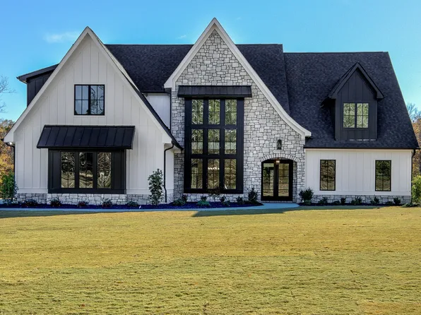 130 Grace Hope Dr, Brooks, GA 30205