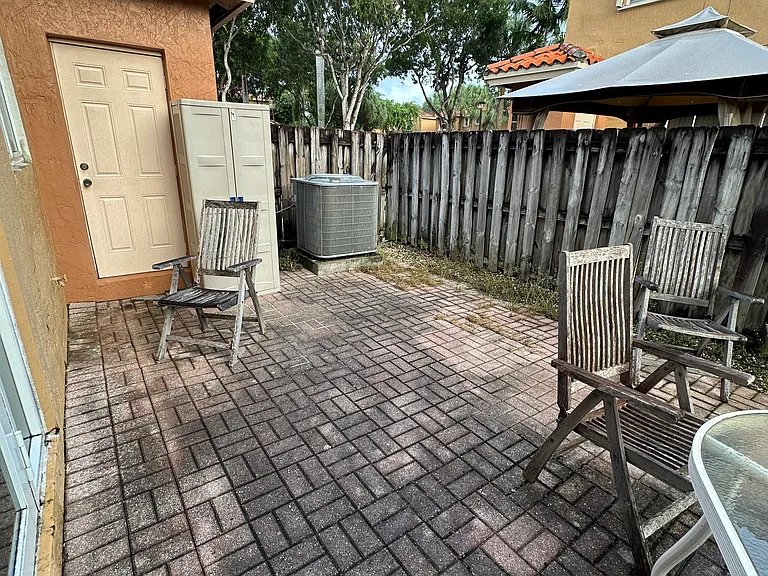 8508 NW 141st Ter #501 — Photo 17