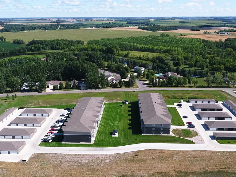 Rivers Bend Apartment Homes — Photo 17