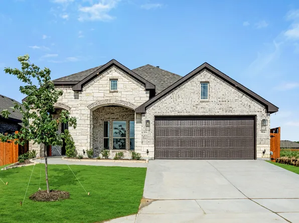 904 River Oaks Dr, Godley, TX 76044