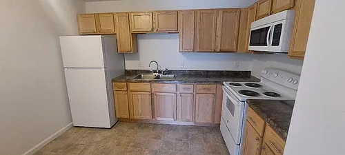 202 S Paw Paw St #10 Photo 1