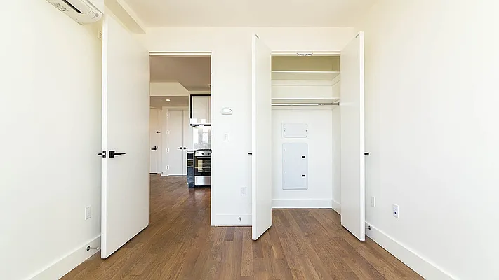 Rented by Nooklyn NYC LLC | media 34