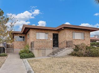 1819 Raynolds St, El Paso, TX 79903