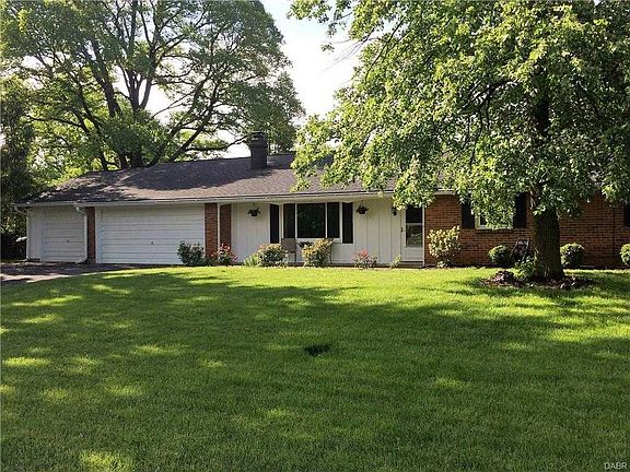 2nd image of 500 Saddlewood Ave
