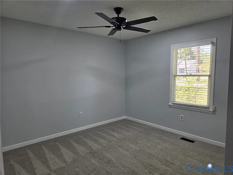 2937 Forest Hills Rd — Photo 10