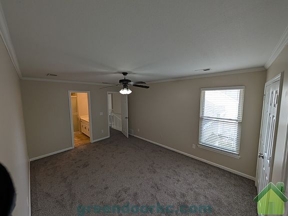 5th image of 14843 Robinson St #14843