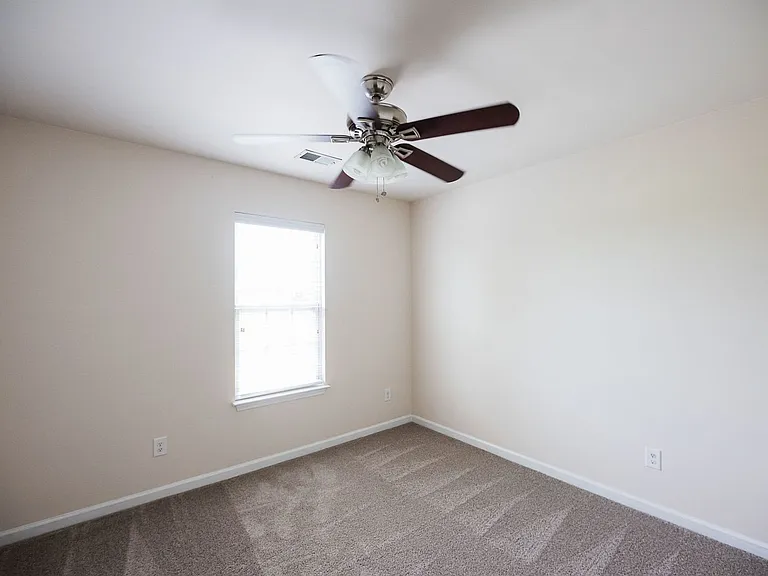 710 Central Park Ave — Photo 21