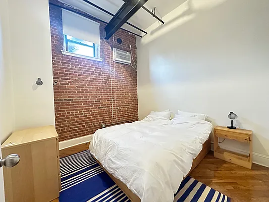 Rented by Dream Space Realty | media 16