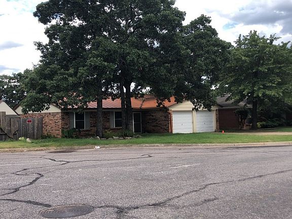 3rd image of 5705 Woodsetter Ct