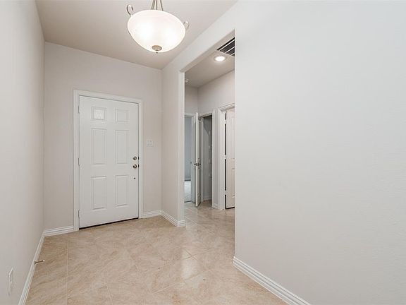 3rd image of 352 Marble Creek Dr