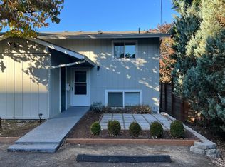 1745 SE Tenino St, Portland, OR 97202