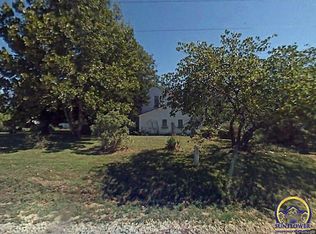 7468 Village Greens Rd, Meriden, KS 66512