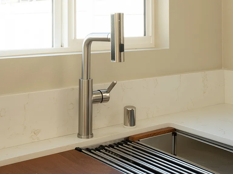 Kitchen sink