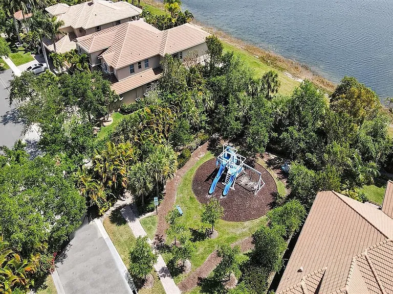 8952 Cypress Grove Ln — Photo 59