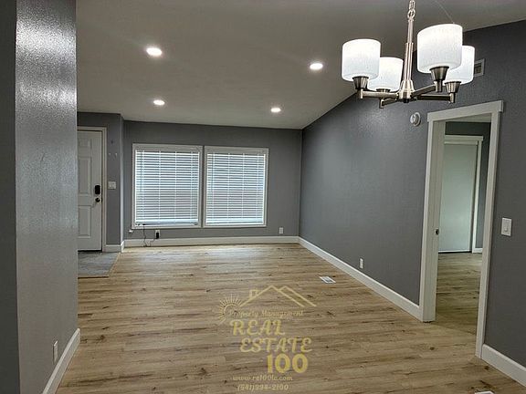 3rd image of 115 NW 11th St