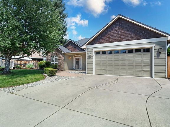 2nd image of 13 Portabello Way