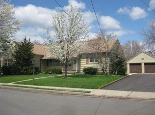 142 Grove St, Bay Head, NJ 08742