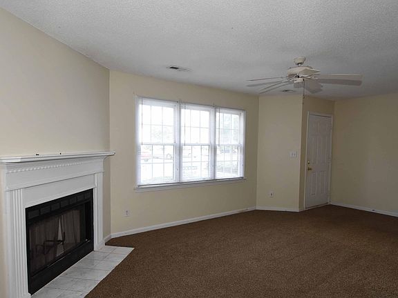 3rd image of 3815 Sterling Pointe Dr Unit W2