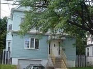 19 Hackensack St, East Rutherford, NJ 07073