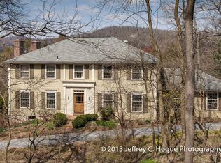 37 Devon Dr, Reading, PA 19606