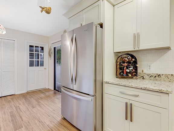 5th image of 12879 SE Berwick Court