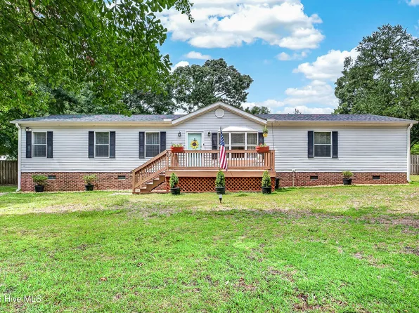 41 Warwick Court, Hampstead, NC 28443
