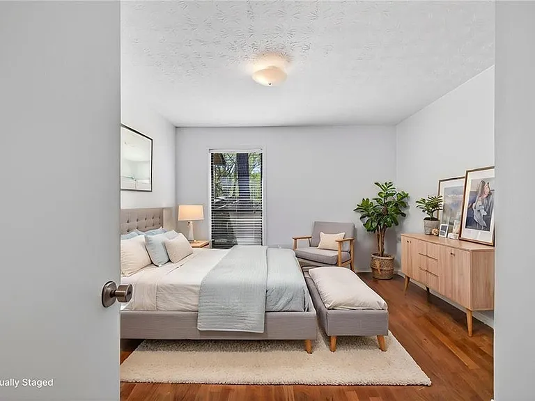 903 Cumberland Ct SE — Photo 11