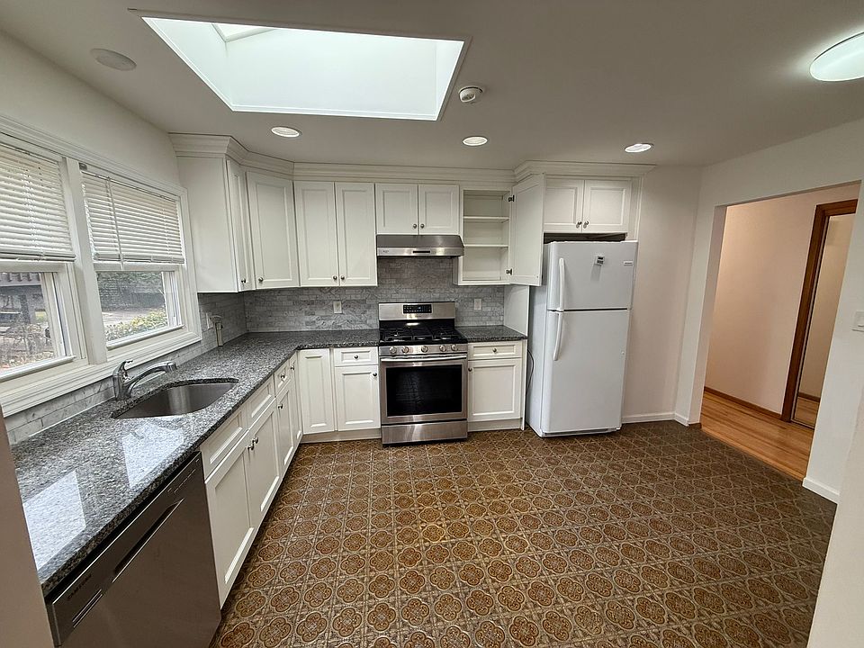 1st image of 32 Endor Ave #1