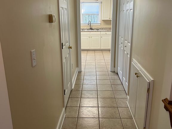 5th image of 3037 A Edward Ct