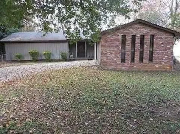 6078 Silver Spur Dr, Lithonia, GA 30058