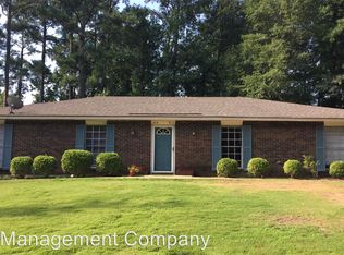 914 E Magnolia Ave, Auburn, AL 36830