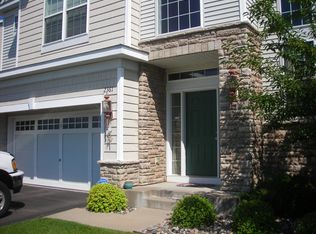 2361 Woodcrest Dr, Woodbury, MN 55129