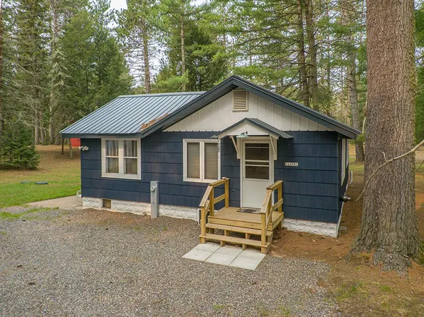 23791 E Crystal Lake Rd, Watersmeet, MI 49969